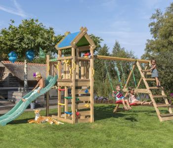 Jungle Nomad | Spielturm aus Holz mit Schaukeln & Kletternetz