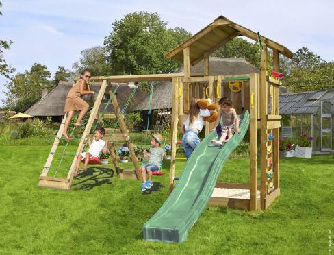 Jungle Chalet | Spielturm aus Holz mit Schaukeln & Kletternetz