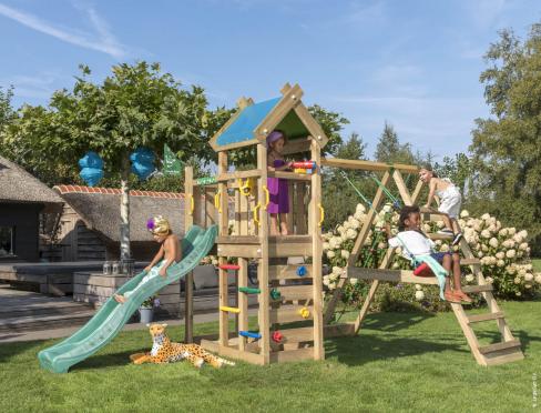 Jungle Nomad | Spielturm aus Holz mit Schaukel & Kletternetz