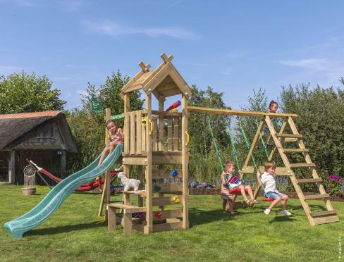Jungle Teepee | Spielturm aus Holz mit Schaukeln & Kletternetz